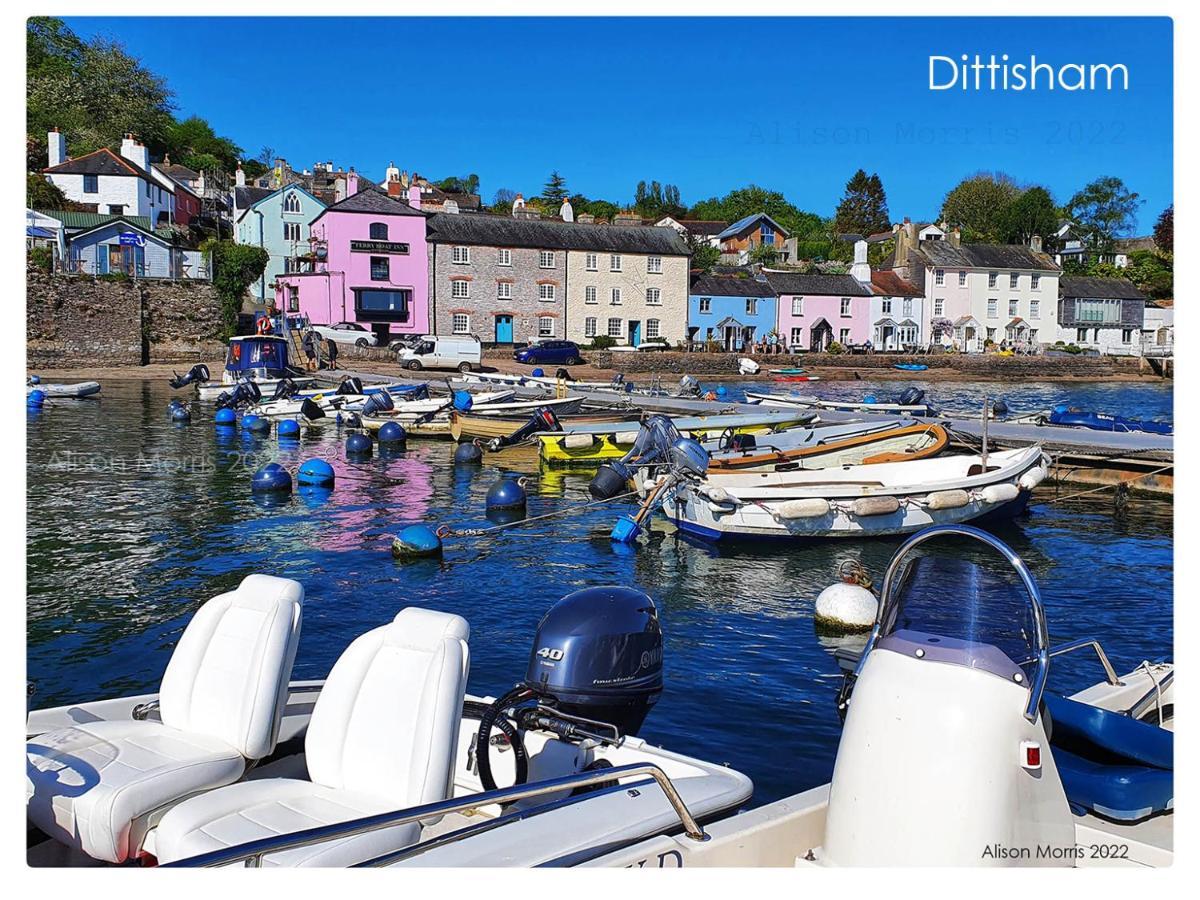 Dart Haven - Cheerful Holiday Bungalow In Galmpton Extérieur photo